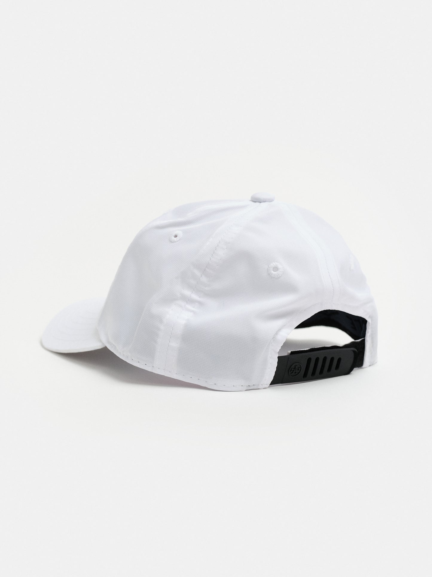 Performance Youth Golf Hat in White