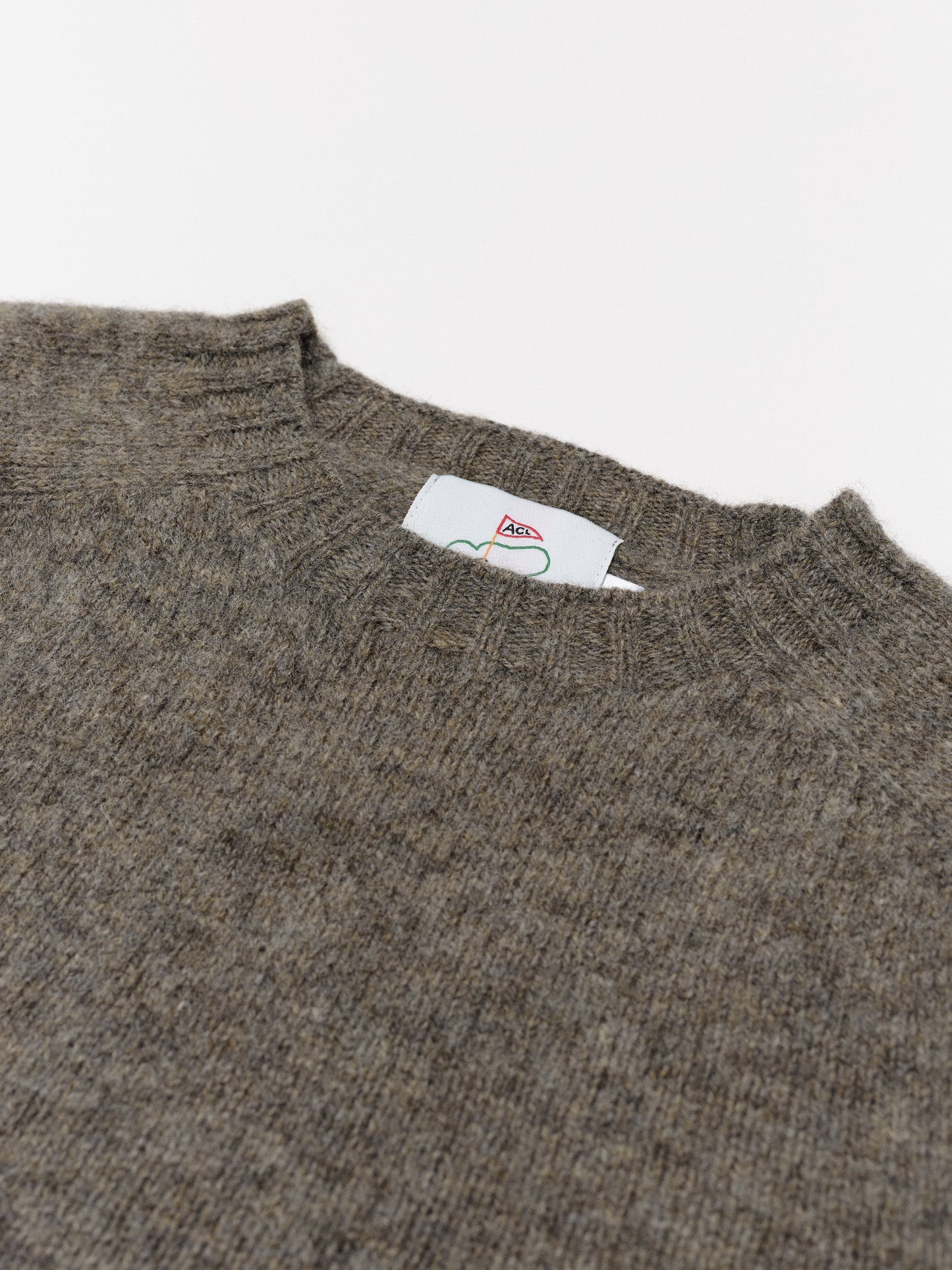 Shetland Wool Crewneck Sweater in Oyster
