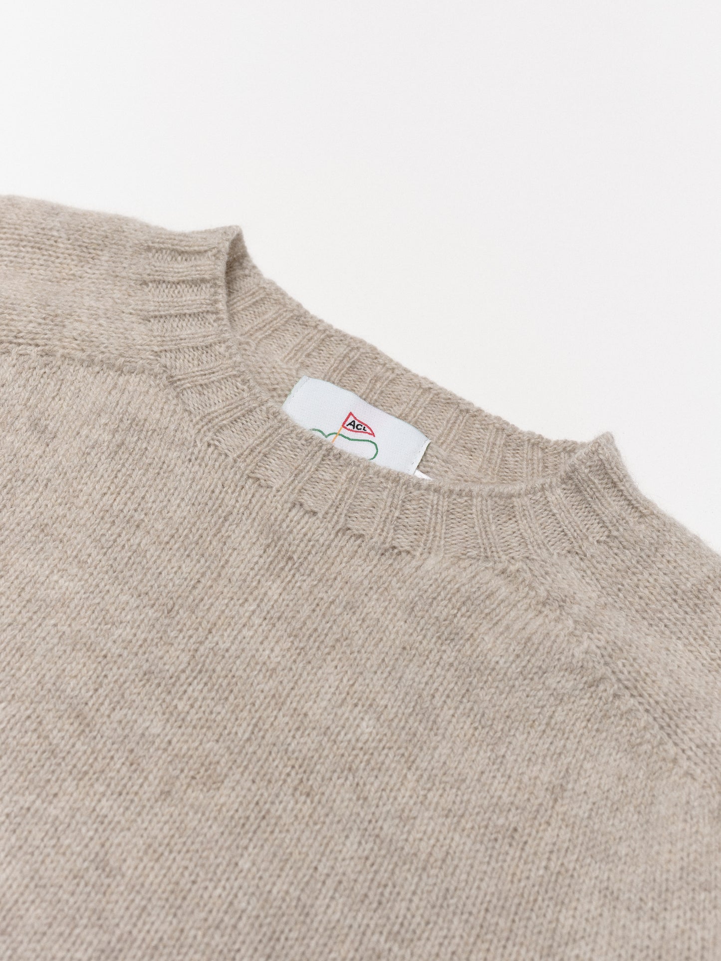 Shetland Wool Crewneck Sweater in Putty – aclgolf